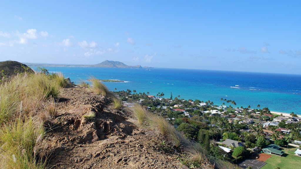 The Ultimate Lanikai Pillbox Hiking Guide Views, Tips, and MustKnows